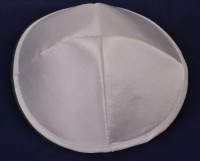 Кипа белая атласная